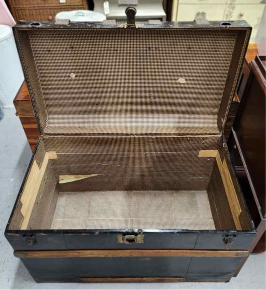 Black Chest/Trunk