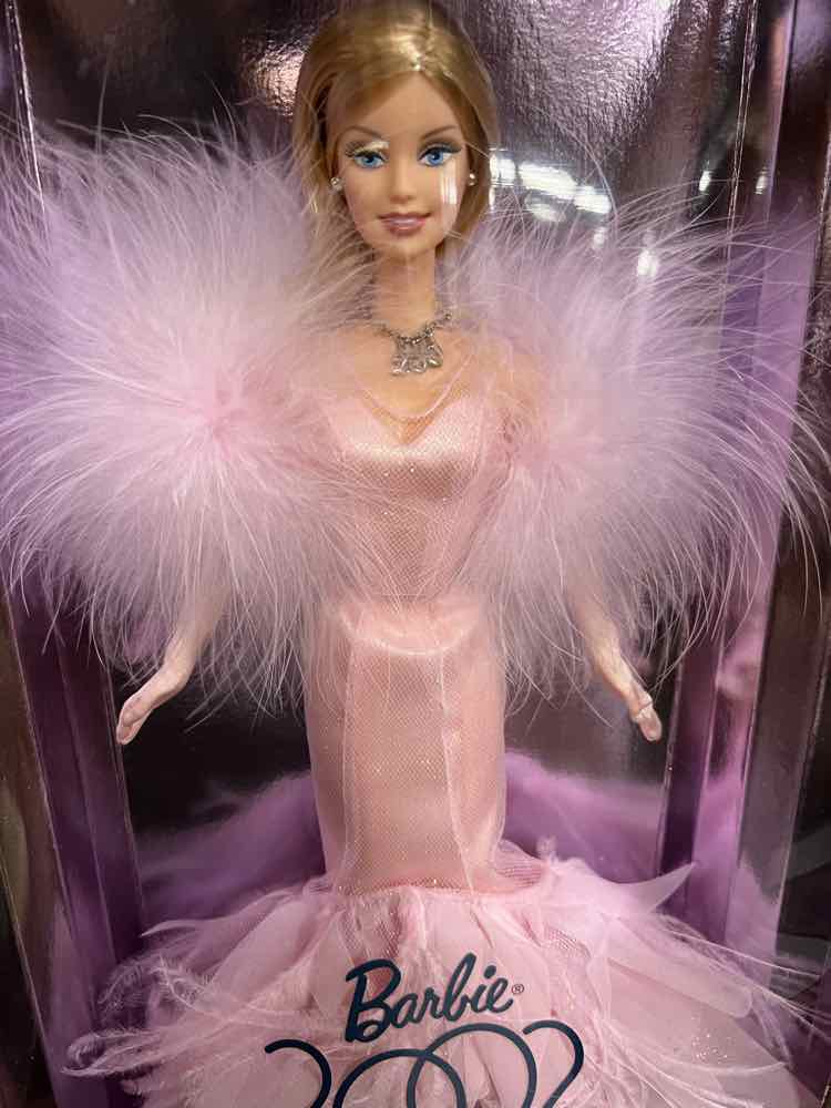 2002 COLLECTOR EDITION BARBIE