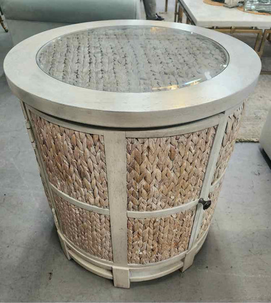 Round Rattan & Wood End Table