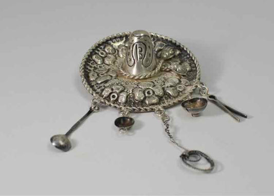 Vtg. .900 Mexico Silver Sombrero Pin