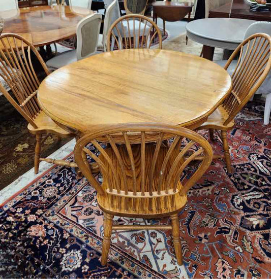 Ball & Claw Dining Table and Chairs