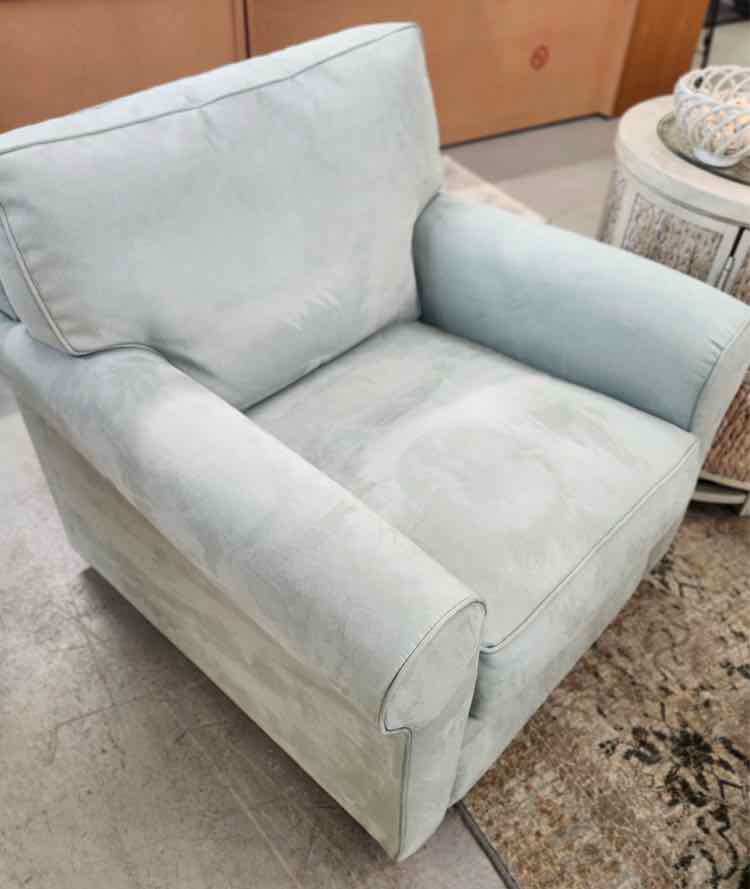 Matter Bros. Square Swivel Chair