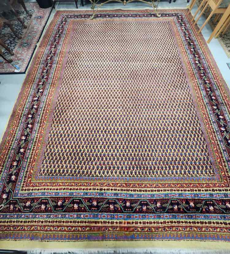 10'2"x14'6" Yellow/Red Rug