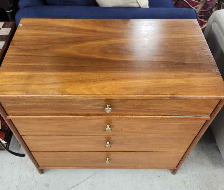 Pair of Drexel Heritage Nightstands