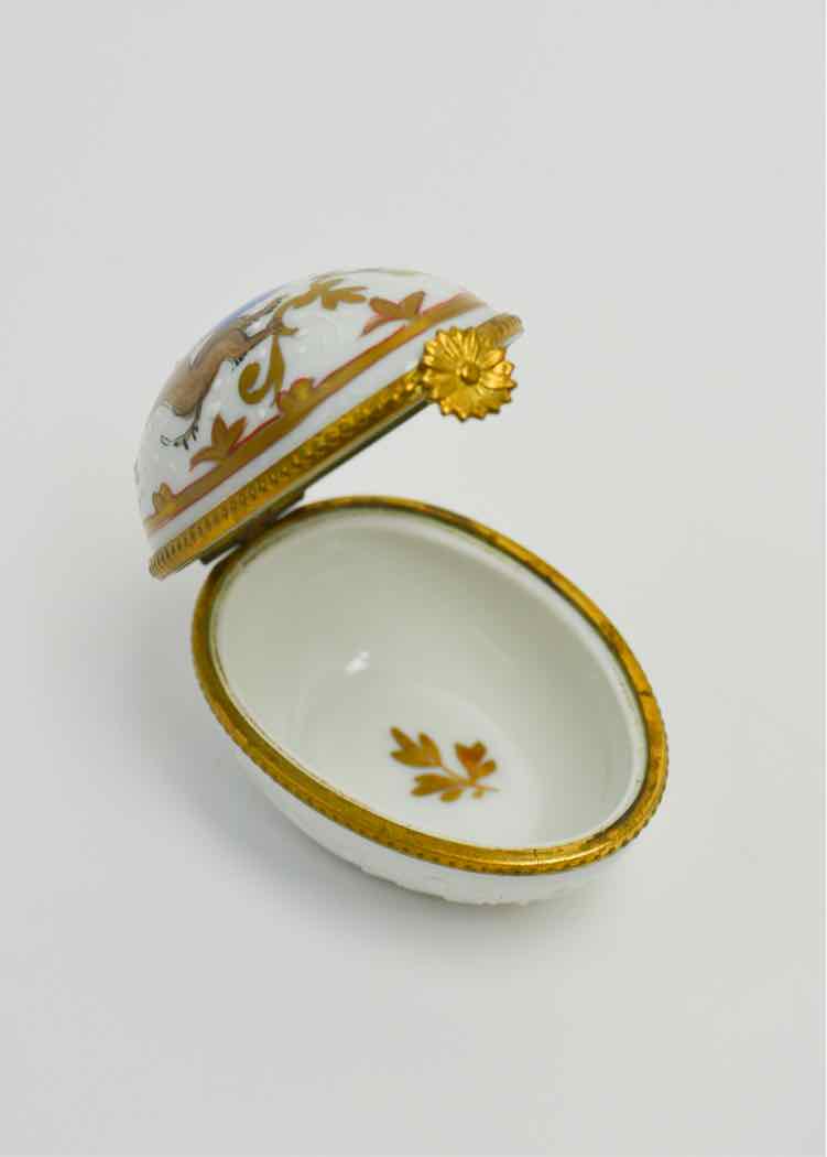 Heraldic Hinged Trinket Box