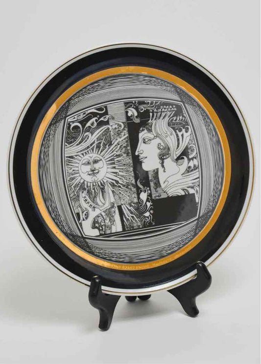 Hollohaza Hungary Decorative Plate w/ 21K gold trim