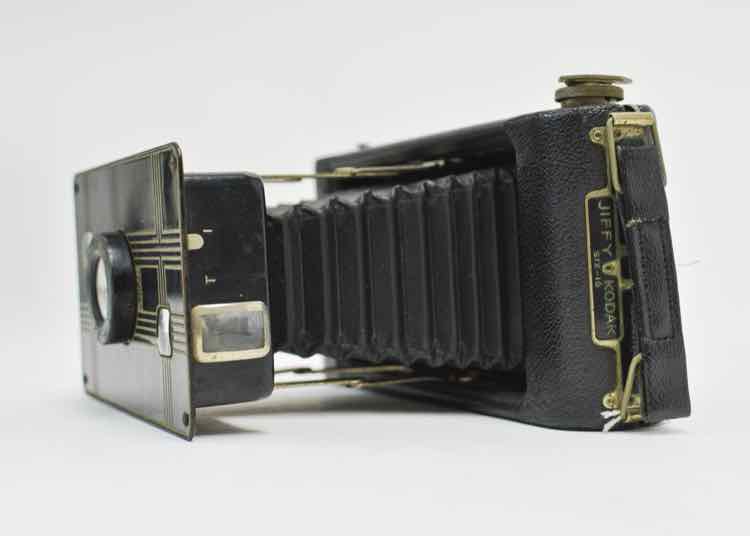 Vtg. Kodak Jiffy Six-20 Series II Camera