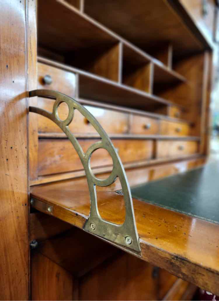 Granville Desk Unit