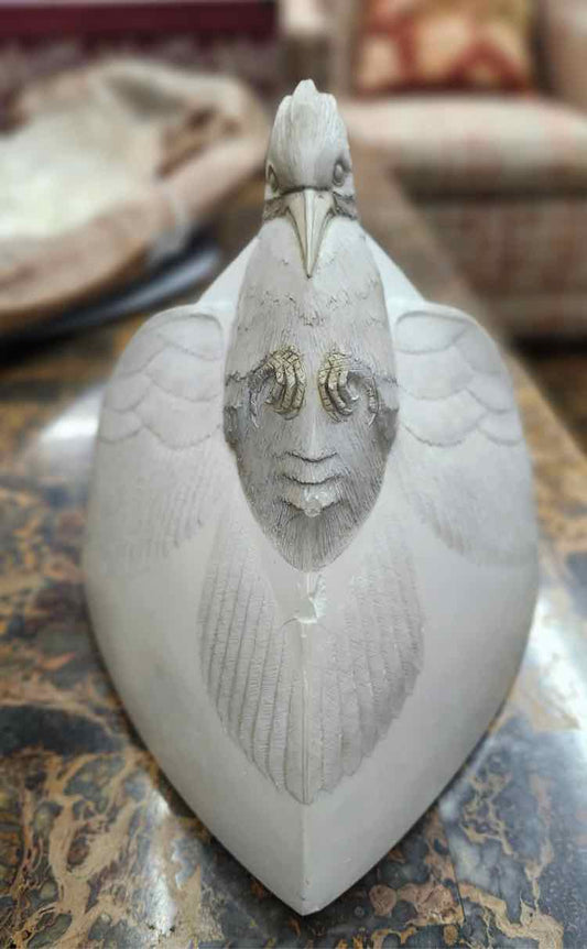 Mantlo Caveno White Stone Bird AS IS