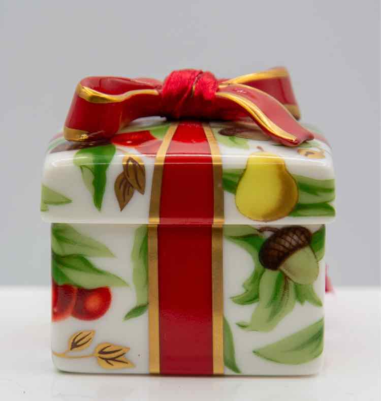 Tiffany & Co. Holiday Ornament