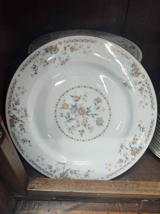 Regency Style Service For 16