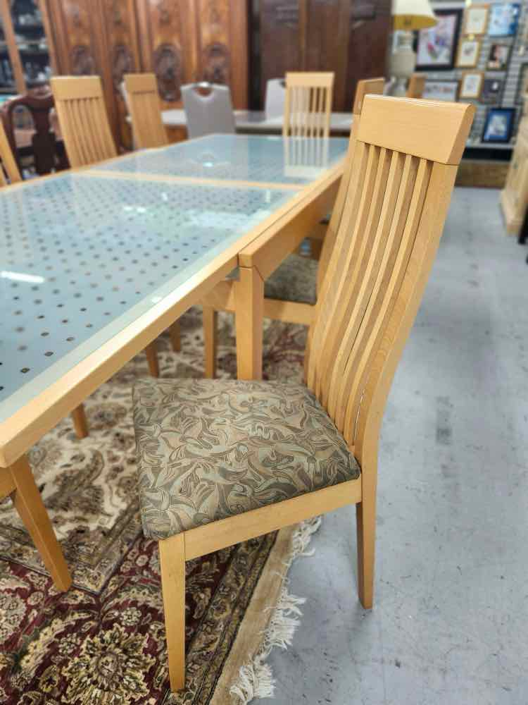 Calligaris Dinning Table w/8 Chairs