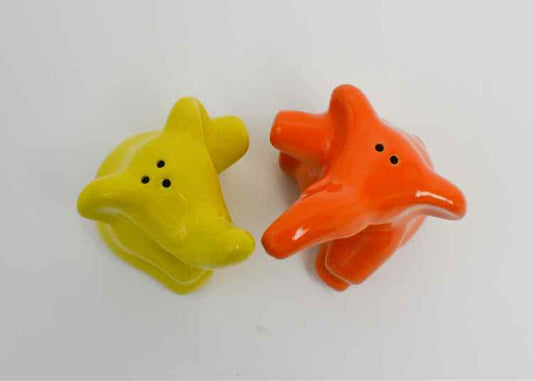 Ceramic Hugging Elephant S&P Shaker Set