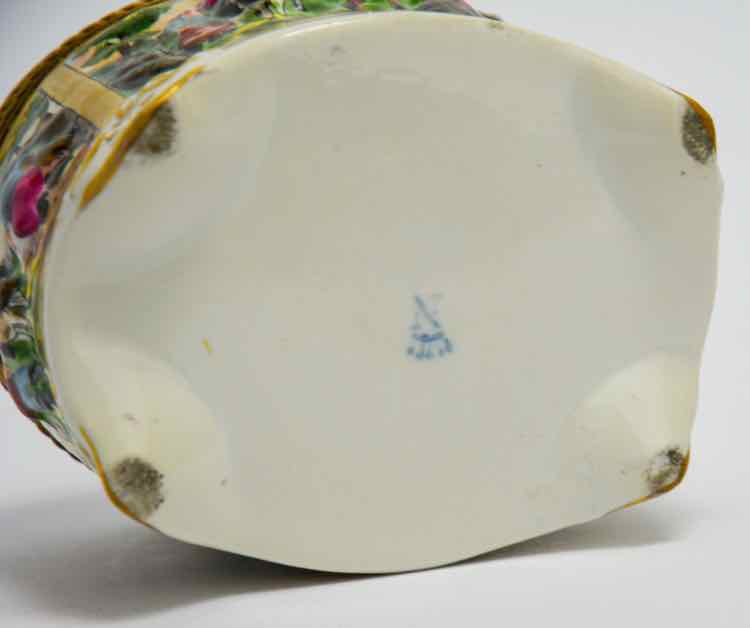 Capodimonte Italian Trinket Box