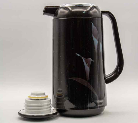 Mikasa Ebony Mandoni Carafe
