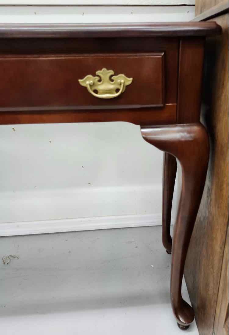 2 Drawer Entry Table