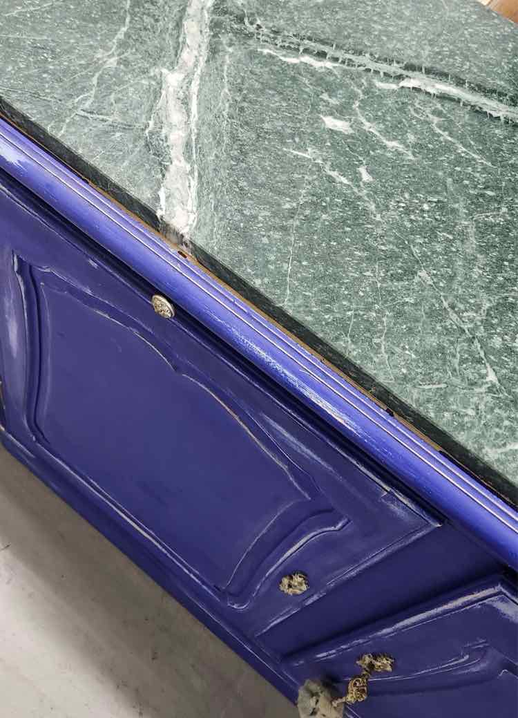 Green Marble & Blue Server