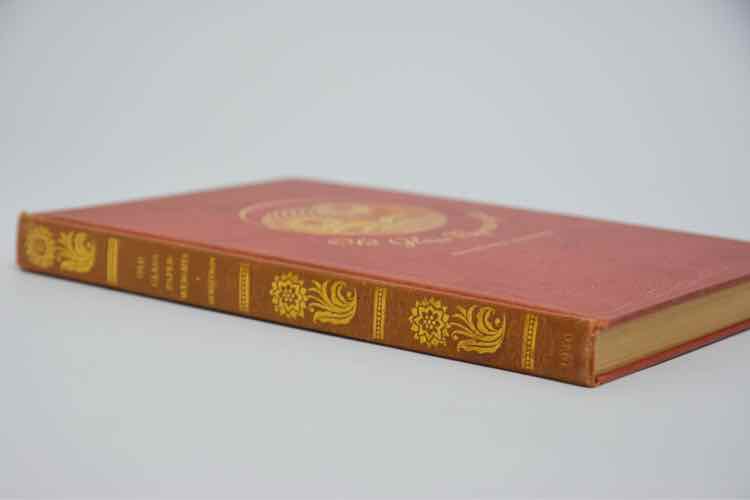 Old Glass Paperweights Book