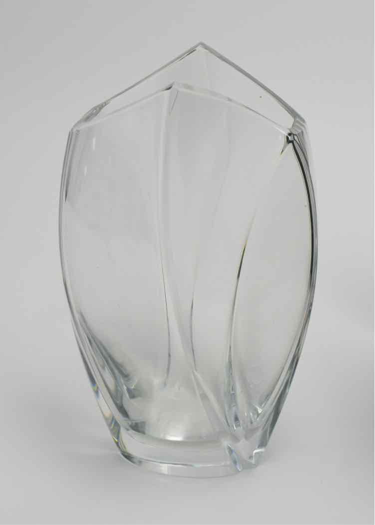 Baccarat 11" Giverny "RRIGOT Crystal Vase