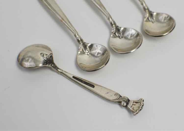 Silver "Romance of the Sea" Wallace Sterling Silver Salt Spoons