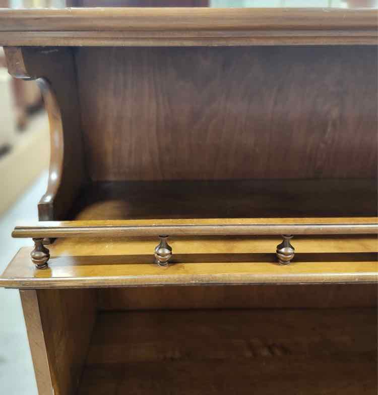 Bookshelf