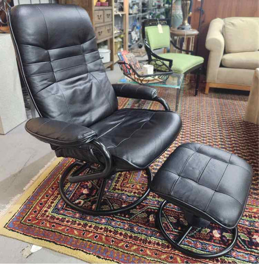 Black Chair w/Ottoman