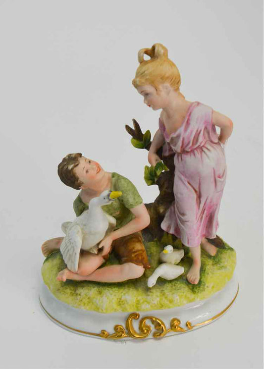 Decor Figurine