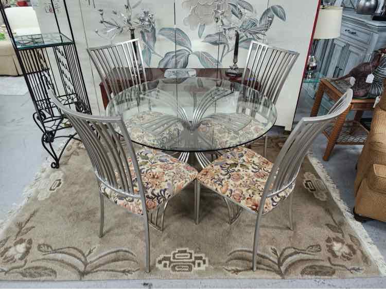 Glass Top Table w/4 Chairs