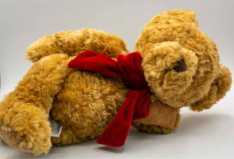 Vtg. Russ Bombay Gilmore Bear
