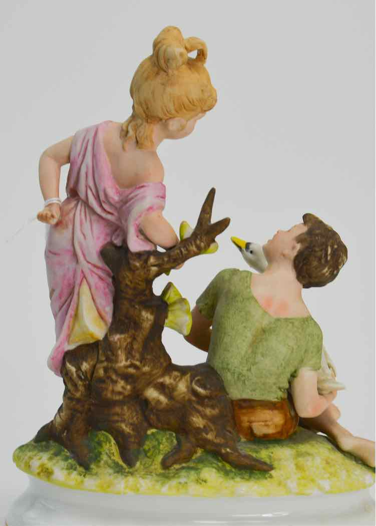 Decor Figurine