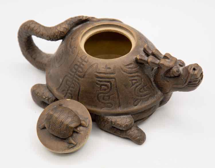 Turtle Dragon Yixing Zisha Clay Teapot