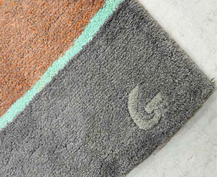 Rug