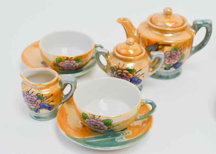 Japanese Lusterware Teaset 16Pc. Antique Dishware