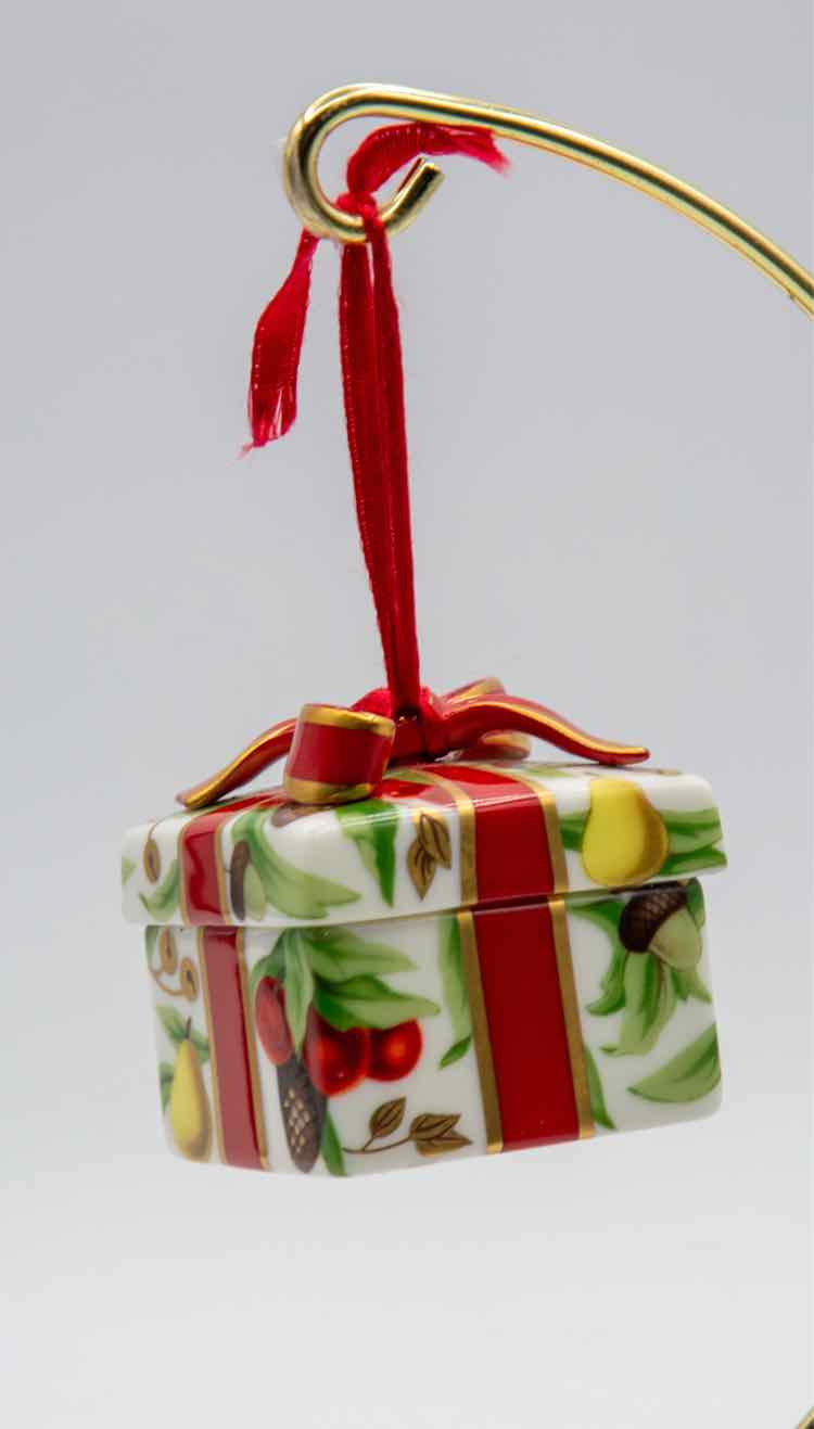 Tiffany & Co. Holiday Ornament