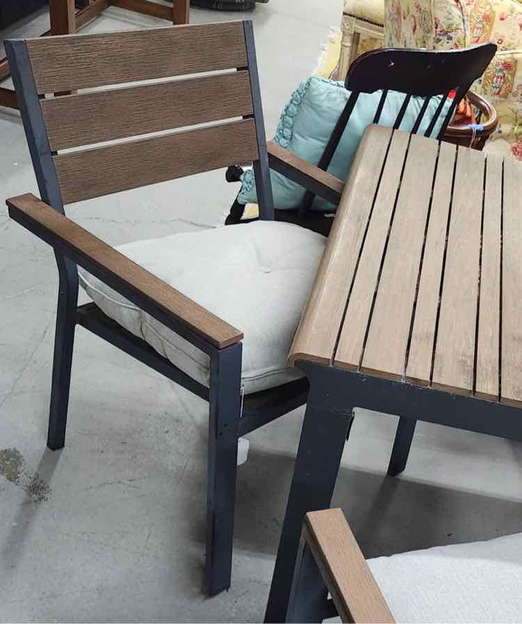 Outdoor Crate & Barrel Table w/2 Chairs