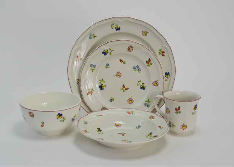 Villeroy & Boch 'Evora' Ass't Dish Set