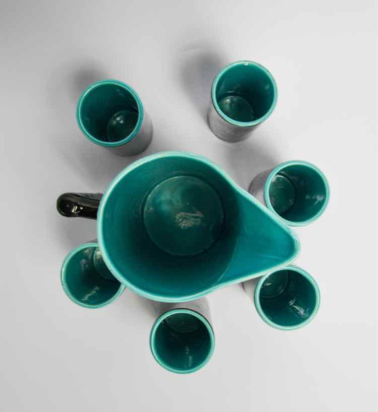 Teal/Black Drip Cups & Pitcher AS IS