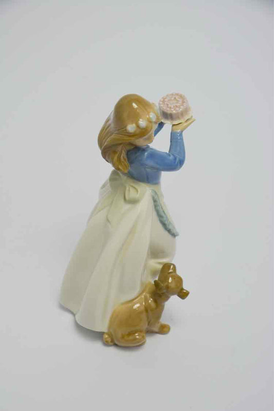 Lladro Figurine