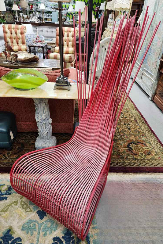 'Kenneth Cogonpue'Outdoor Yoda Chair