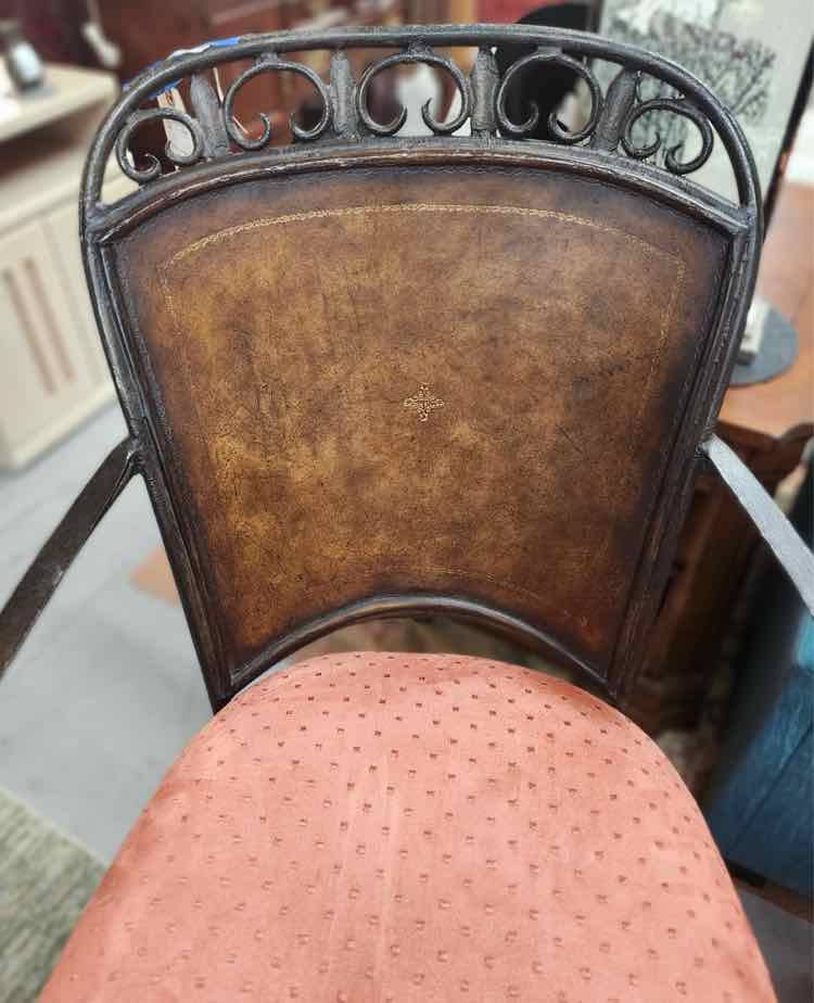 4 Metal Swivel Barstools