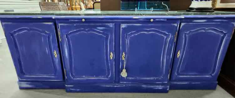Green Marble & Blue Server