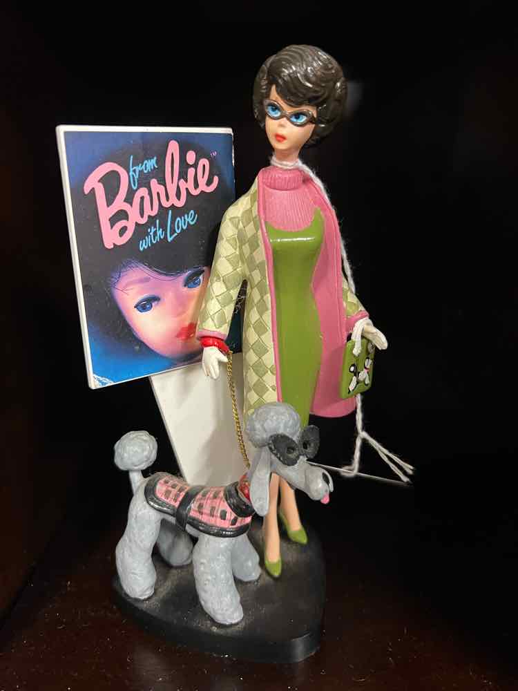 BARBIE FIGURINE