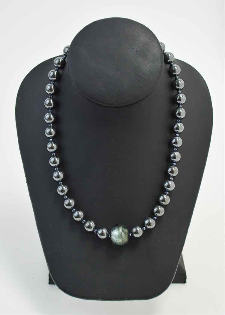 Hematite Necklace w/Glass Bead