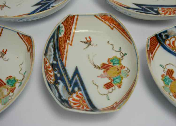 Hand painted Imari Porcelain Bowls
