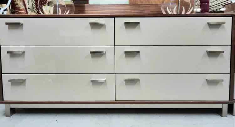 Ashley 6 Drawer Dresser