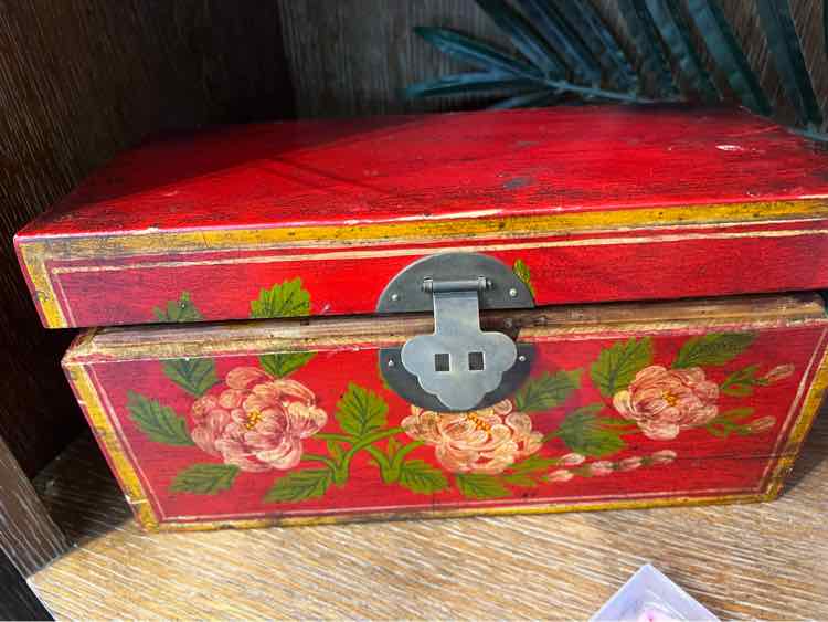 1940's Chinese Box