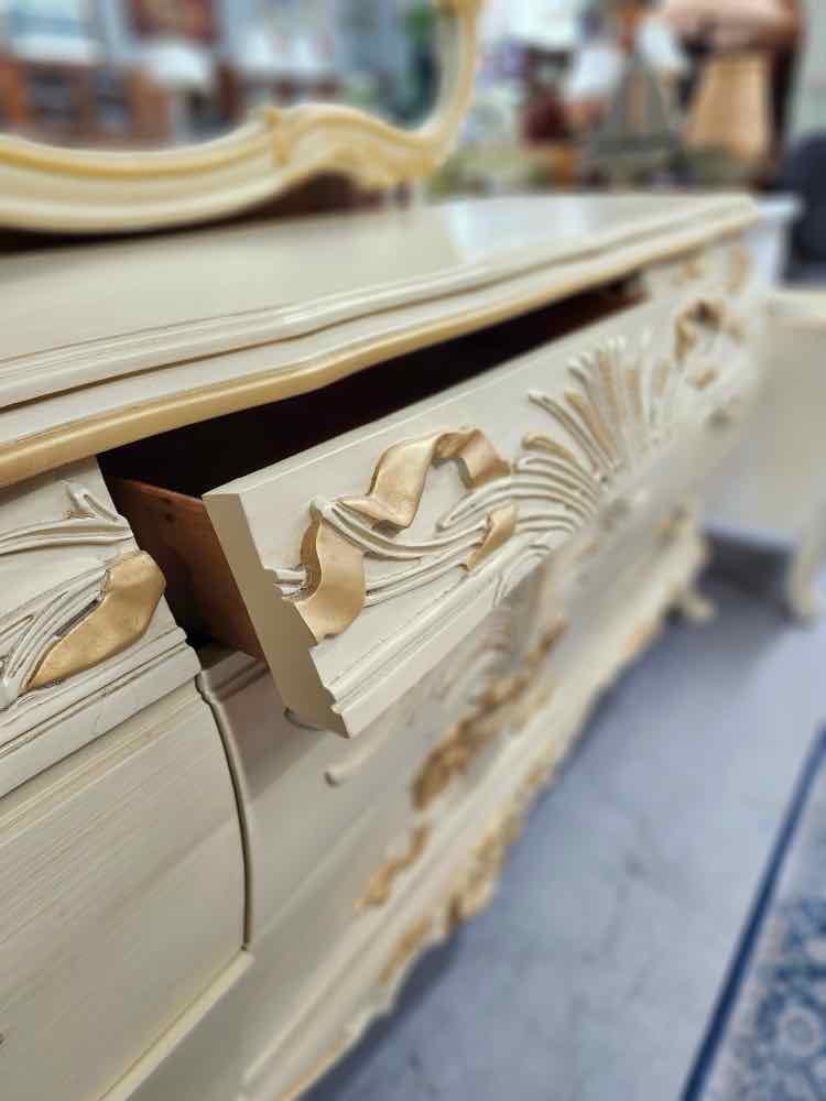 Beige/Gold Dresser w/ Mirror