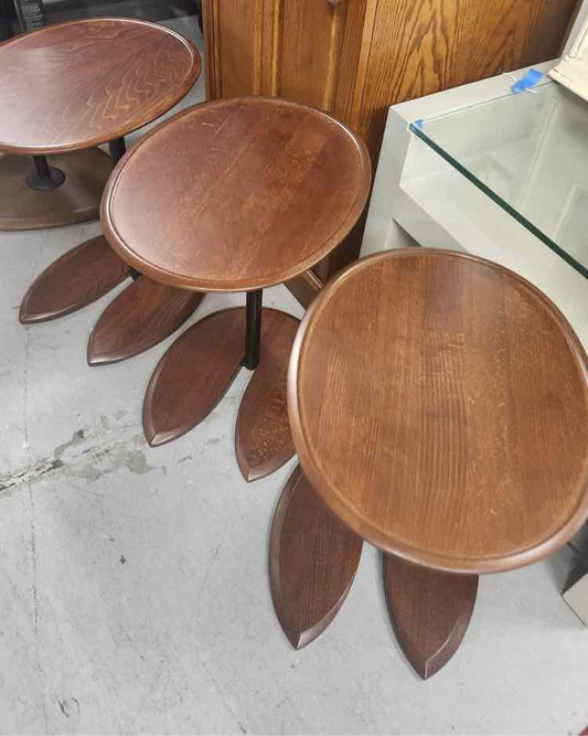 Eckorness Stressless End Table