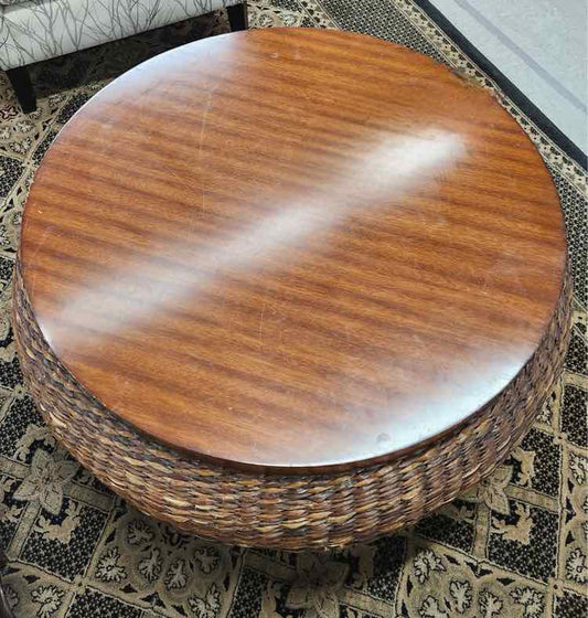 Round Wood/Wicker Coffee Table