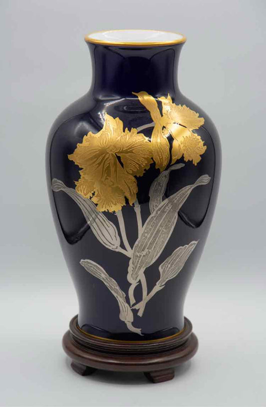 Okura Vase